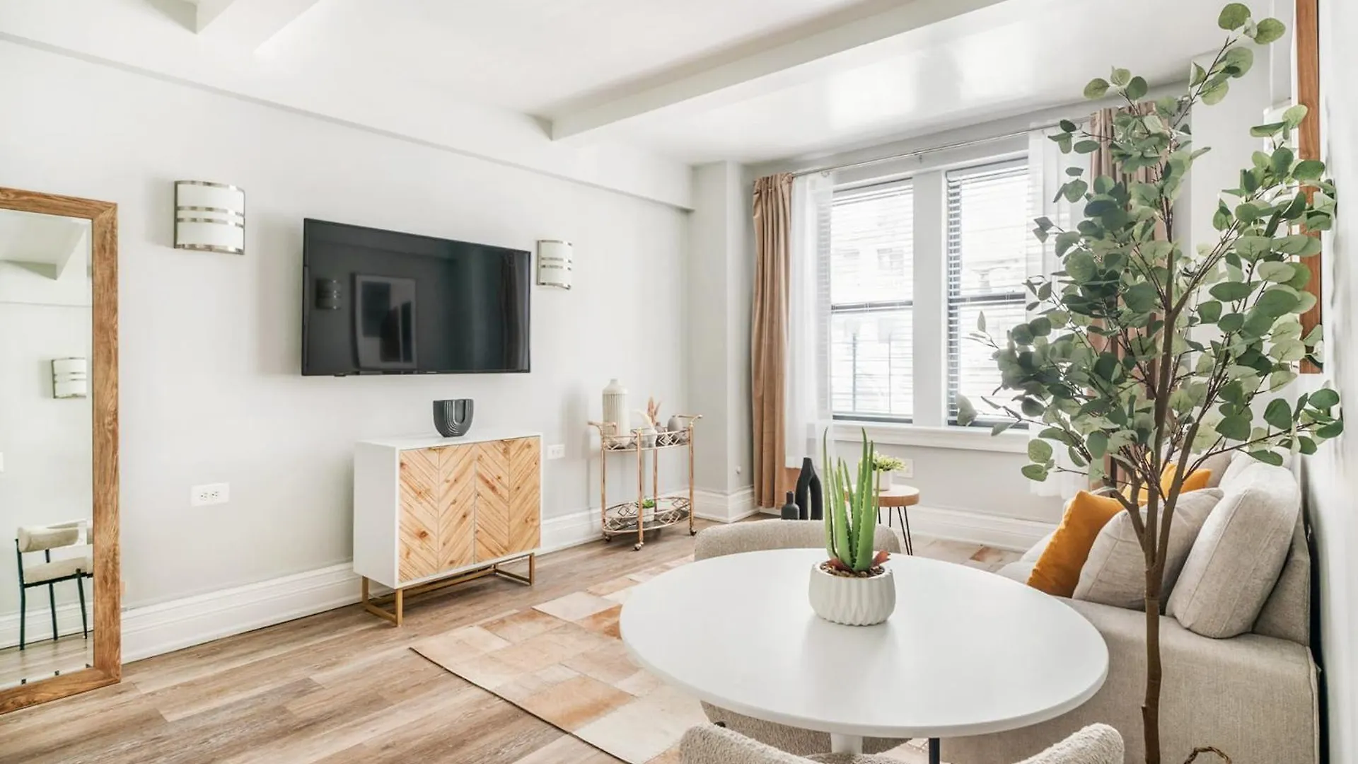 Апартаменты 73-406 New 1Br 1Bth Uws Doorman Gym Нью-Йорк 0*,